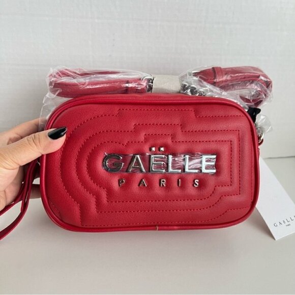 Gaelle Paris Tracollina Logo Cross body Bag - Red/Silver. Size: 8.2" X 5.3" X 2. - Picture 7 of 16
